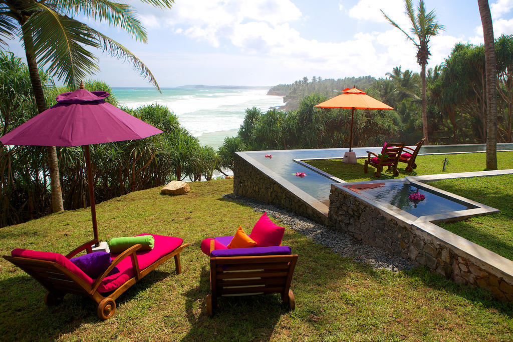 Utmt - Underneath The Mango Tree Spa & Beach Resort Диквела Екстериор снимка